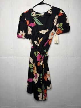 NEW Billabong Womens Medium Black Floral Wrap Dress